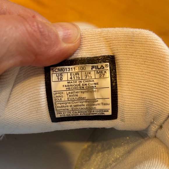 Fila White Sneakers with Red Floral Design - Picture 6 of 6